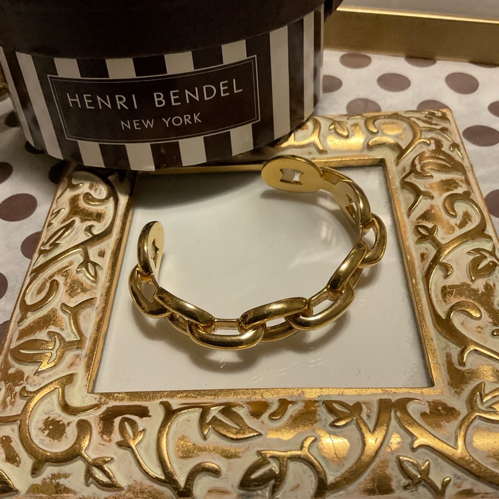 EUC Gold Tone Henri Bendel Chain Cuff Bracelet